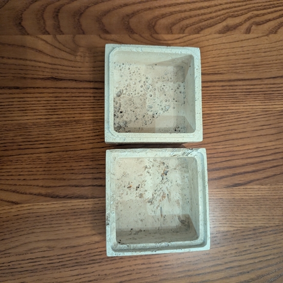 Travertine Stone Cube - 4x4 - Picture 4 of 9